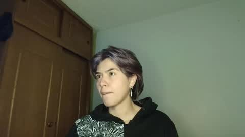 Snapshot of zafira_raven chatting on 10.25.25 zafira_raven online show from 10.25.25