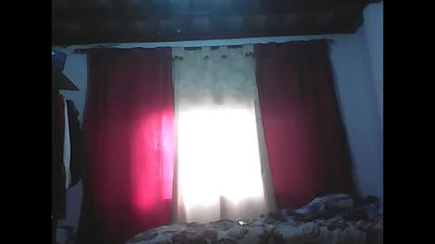 Snapshot of zafiro_rubi chatting on 12.17.25 Zafiro online show from 12.17.25