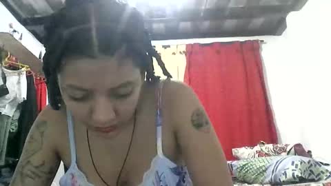 Snapshot of zafiro_rubi chatting on 12.20.25 Zafiro online show from 12.20.25