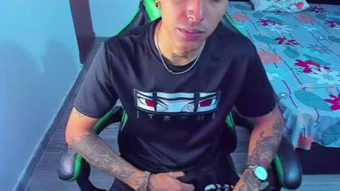 BiG Zafiro online show from 06.13.26