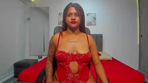 zahra_rose online show from 03.05.25