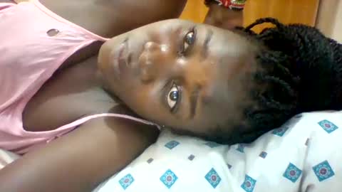 Snapshot of zainxxxx chatting on 02.05.25 zainxxxx online show from 02.05.25