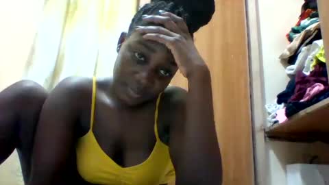 Snapshot of zainxxxx chatting on 02.14.25 zainxxxx online show from 02.14.25