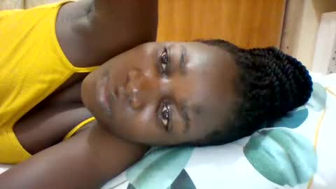 Snapshot of zainxxxx chatting on 02.15.25 zainxxxx online show from 02.15.25