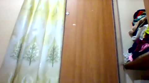 Snapshot of zainxxxx chatting on 02.17.25 zainxxxx online show from 02.17.25