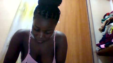 Snapshot of zainxxxx chatting on 02.26.25 zainxxxx online show from 02.26.25