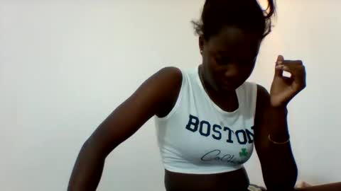 Snapshot of zainxxxx chatting on 02.25.26 zainxxxx online show from 02.25.26