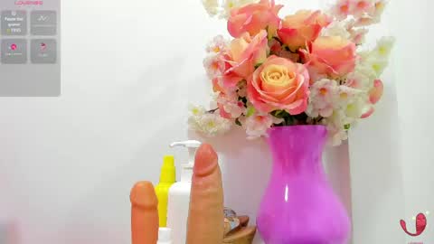 Snapshot of zaira_sweet4 chatting on 06.08.26 zaira_sweet4 online show from 06.08.26