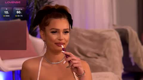 Zaira online show from 11.26.25