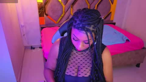 Snapshot of zalika__ chatting on 03.26.26 online show from 03.26.26