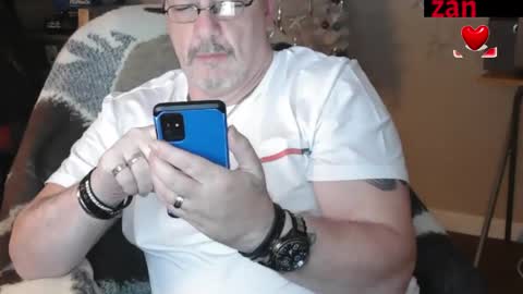 Snapshot of zander007 chatting on 10.21.25 zander007 online show from 10.21.25