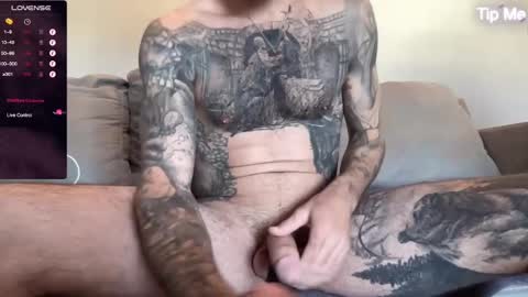 Snapshot of zaned_ chatting on 01.05.25 Zane D online show from 01.05.25