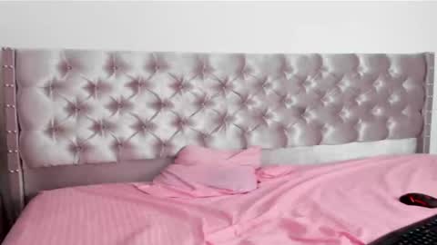 Snapshot of zanxley_ chatting on 01.10.25 zanxley_ online show from 01.10.25