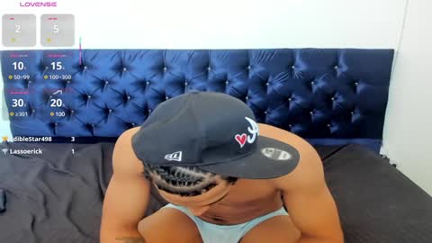 Snapshot of zanxley_ chatting on 02.07.25 zanxley_ online show from 02.07.25