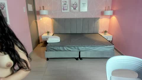 Zara Sweet  online show from 01.13.25