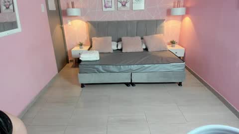 Zara Sweet  online show from 01.17.25