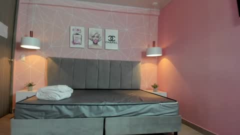 Zara Sweet  online show from 02.06.25