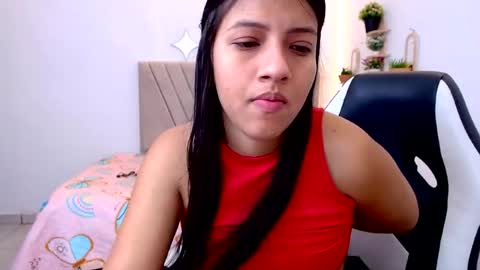 Snapshot of zara_cute18 chatting on 06.15.26 Zara online show from 06.15.26