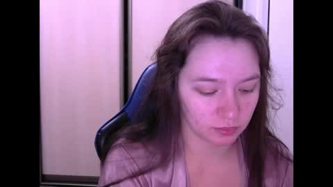 Snapshot of zara_golden chatting on 01.12.25 chaturcum online show from 01.12.25