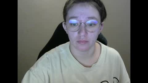 Snapshot of zara_golden chatting on 01.29.25 chaturcum online show from 01.29.25