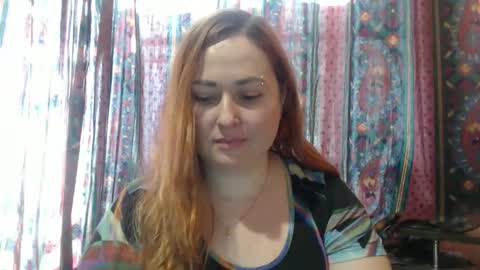Snapshot of zara_red chatting on 03.11.26 Kate. if im not here im here foxy red333 online show from 03.11.26