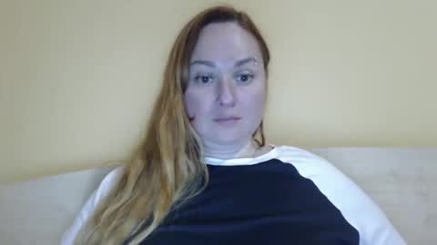 Snapshot of zara_red chatting on 04.10.26 Kate. if im not here im here foxy red333 online show from 04.10.26