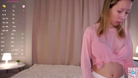 Snapshot of zara_shine chatting on 11.06.25 Criss online show from 11.06.25