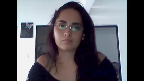 Snapshot of zaraa_lopez chatting on 11.12.25 zaraa_lopez online show from 11.12.25