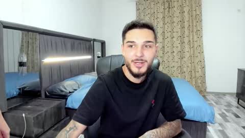 Snapshot of zarabliss3 chatting on 09.28.25 ZARA LEO online show from 09.28.25