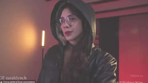 Snapshot of zarahlynch chatting on 11.16.25 Miss Lynch Next show 2911 online show from 11.16.25