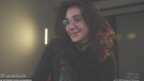 Snapshot of zarahlynch chatting on 11.26.25 Miss Lynch Next show 2911 online show from 11.26.25