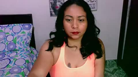 Snapshot of zaray_45bella chatting on 01.15.26 zaray online show from 01.15.26