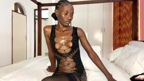 zaria_amara online show from 07.04.26
