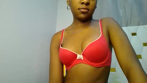 Snapshot of zariah011 chatting on 04.30.26 zariah online show from 04.30.26
