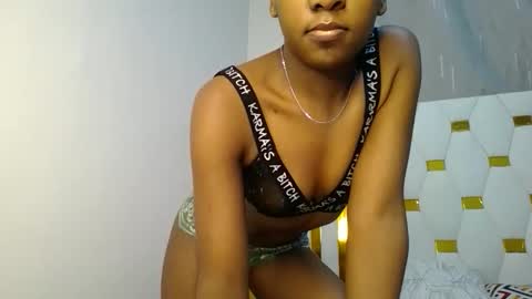 Snapshot of zariah011 chatting on 05.04.26 zariah online show from 05.04.26