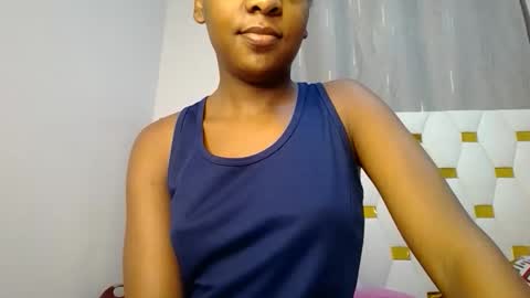 Snapshot of zariah011 chatting on 05.27.26 zariah online show from 05.27.26