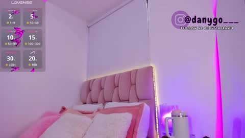 Zariana online show from 09.24.25