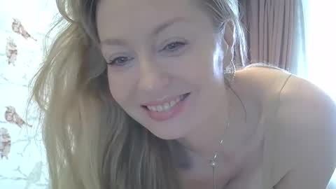 Zarina Swift online show from 03.15.26