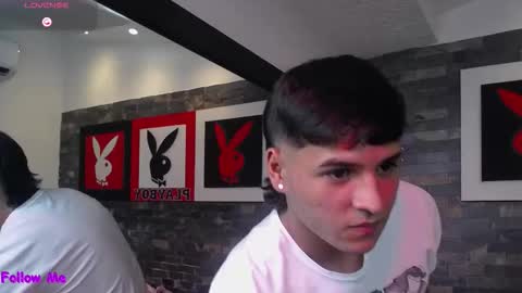 Snapshot of zayn886110 chatting on 01.12.26 Zayn online show from 01.12.26