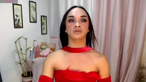 zaynelustts online show from 12.15.25