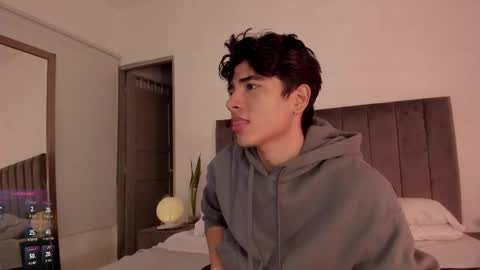 Hii im Zay.                 I save money for education. PVT Open. online show from 11.30.25