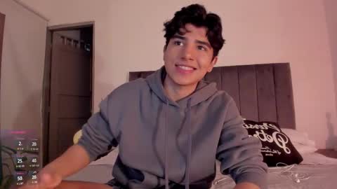 Hii im Zay.                 I save money for education. PVT Open. online show from 12.05.25