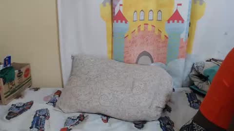 Snapshot of zeina_gen chatting on 05.02.26 flabby online show from 05.02.26