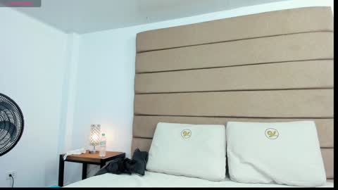 Snapshot of zenda_evans chatting on 02.04.25 Zenda Evans online show from 02.04.25