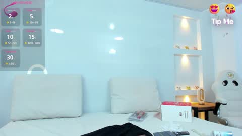 Snapshot of zenda_evans chatting on 02.07.25 Zenda Evans online show from 02.07.25