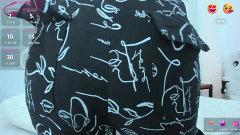 Snapshot of zenda_evans chatting on 02.08.25 Zenda Evans online show from 02.08.25