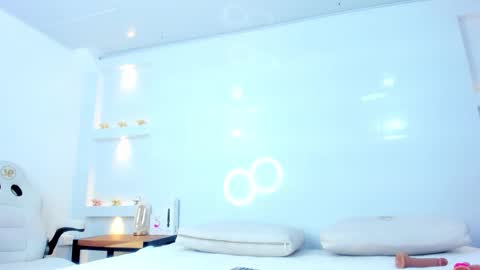 Snapshot of zenda_evans chatting on 12.02.25 Zenda Evans online show from 12.02.25