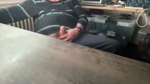 Snapshot of zeron900 chatting on 10.05.25 zeron900 online show from 10.05.25