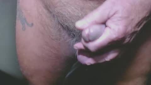 Snapshot of zerozero5555 chatting on 01.05.25 bambi cumslut online show from 01.05.25