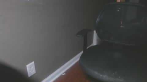 Snapshot of zerozero5555 chatting on 02.20.25 bambi cumslut online show from 02.20.25